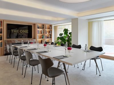 All copyrights reserved. Copyright uses for H10 Hotels for sales and marketing promotions.